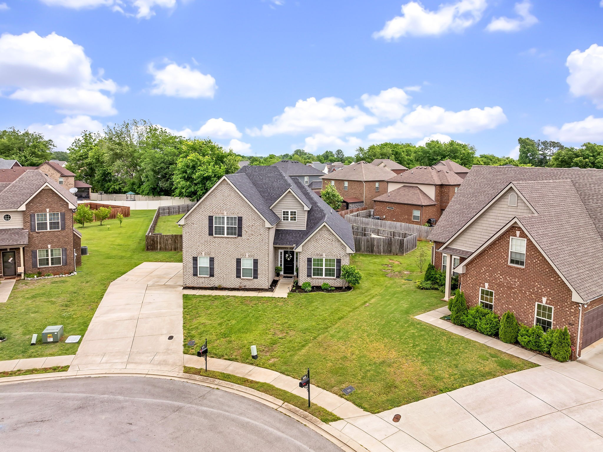 5210 Firefly Pl