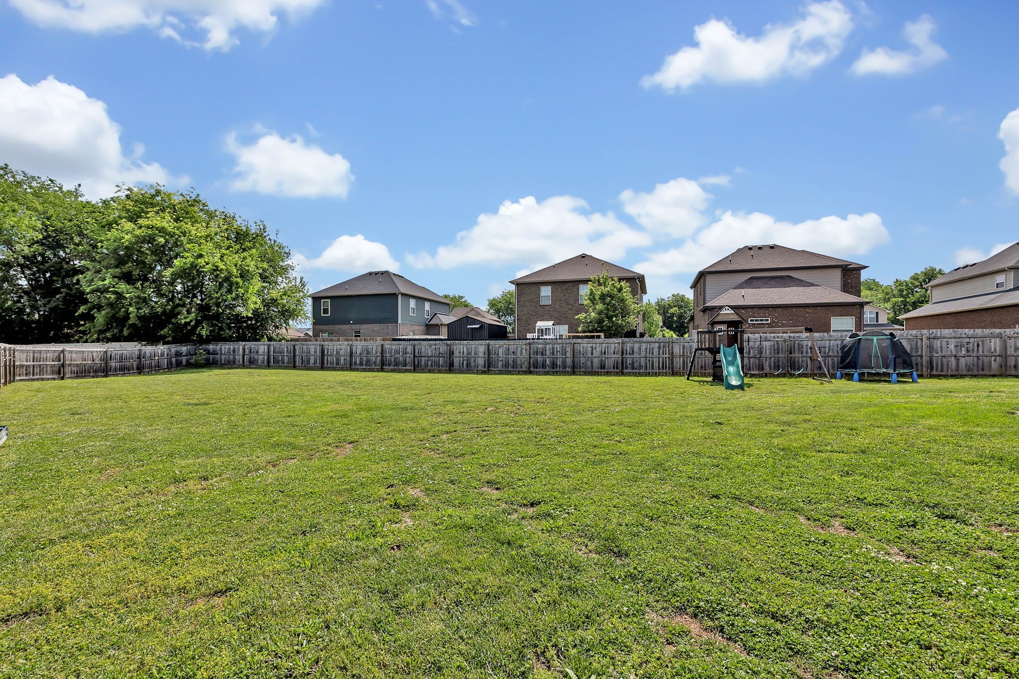 5210 Firefly Pl