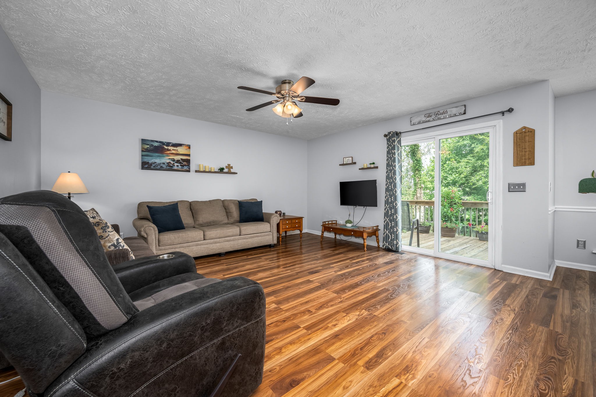 1421 Tuffnell Dr
