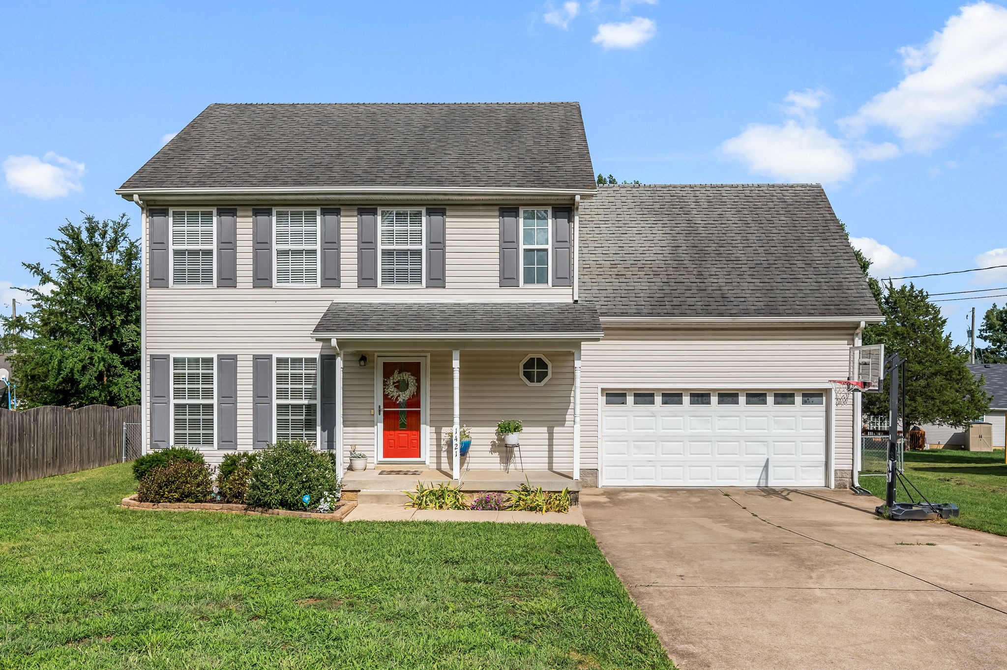 1421 Tuffnell Dr