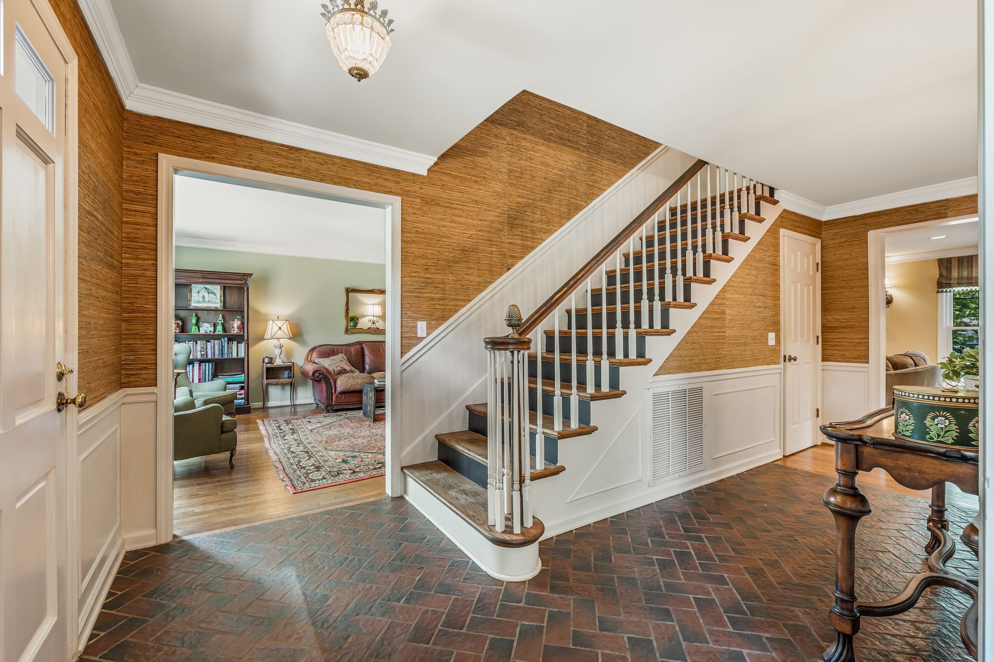 6417 Panorama Dr