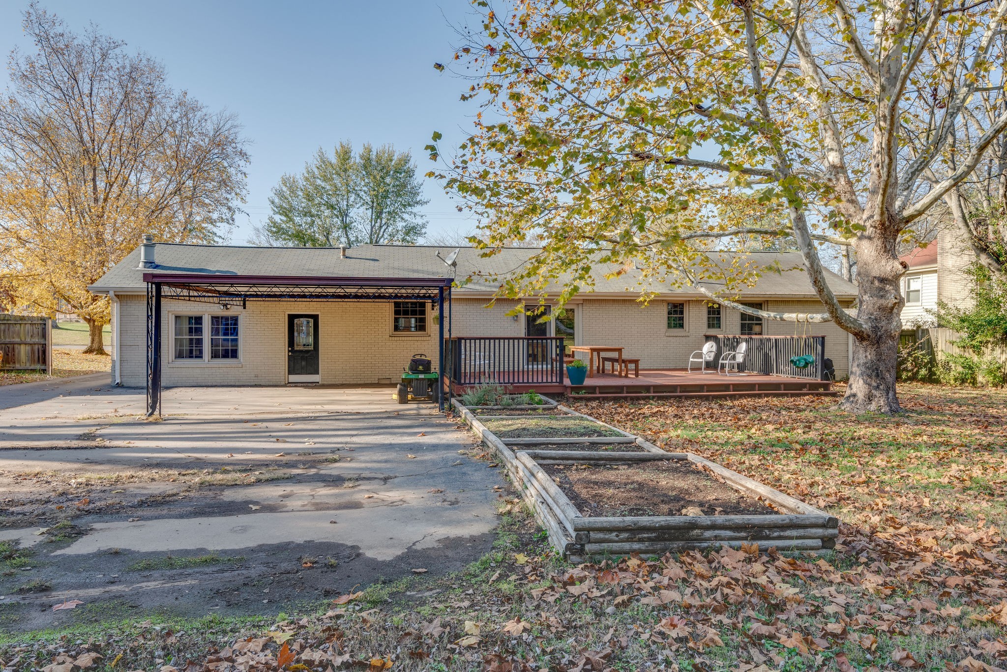 713 Harpeth Bend Dr
