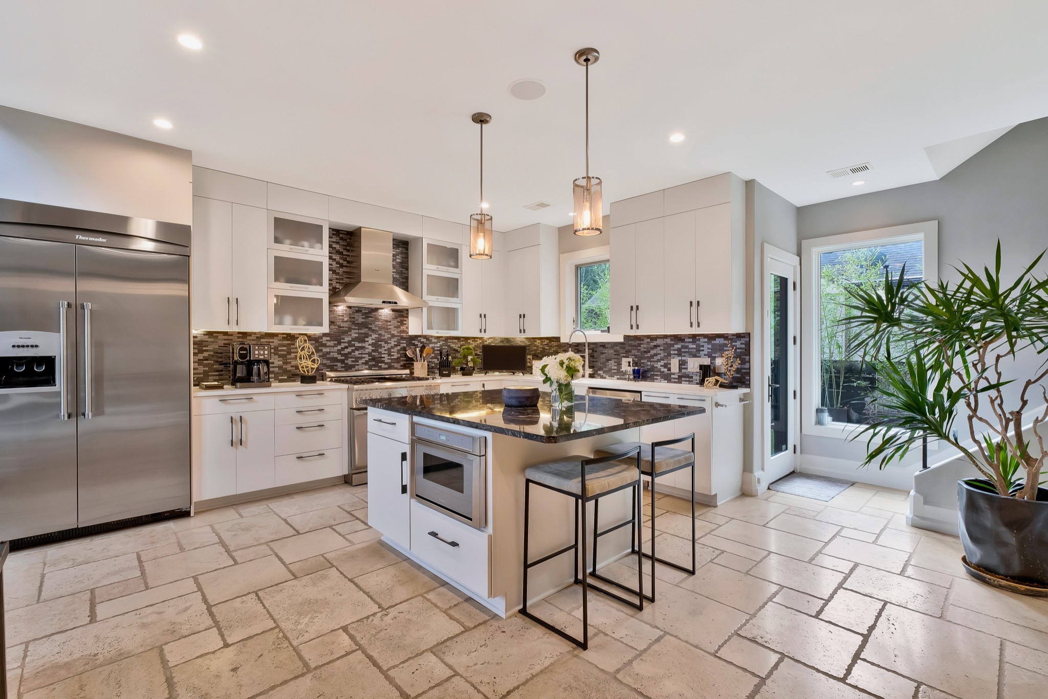 4501 Glendale Pl