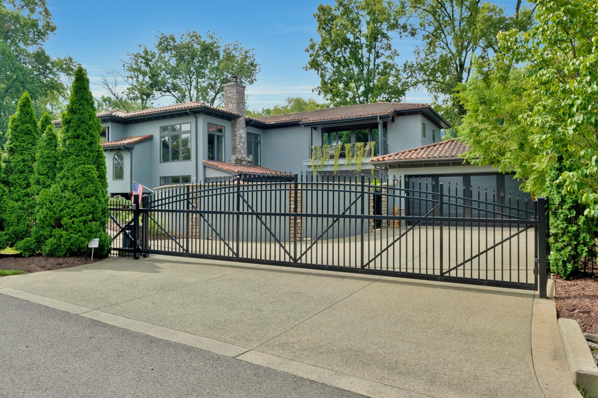 4501 Glendale Pl