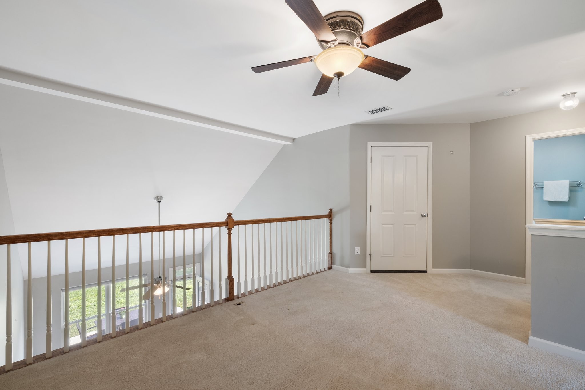 561 Griffin Cir
