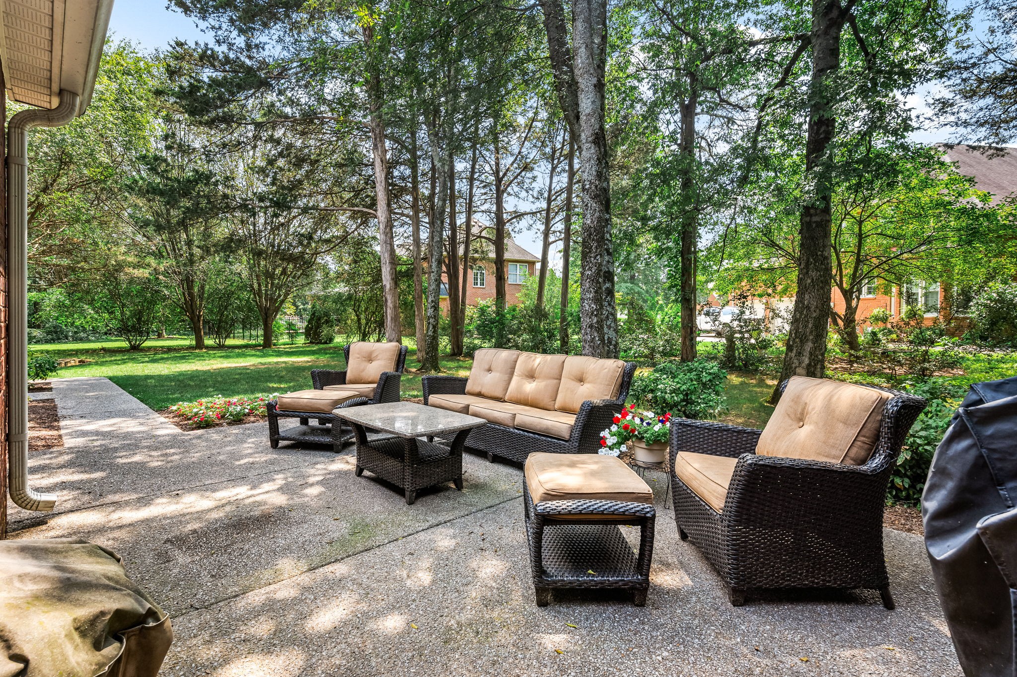 2314 Garrison Cove