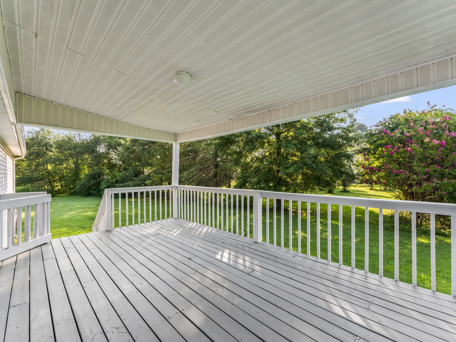 3 Oakley Dr