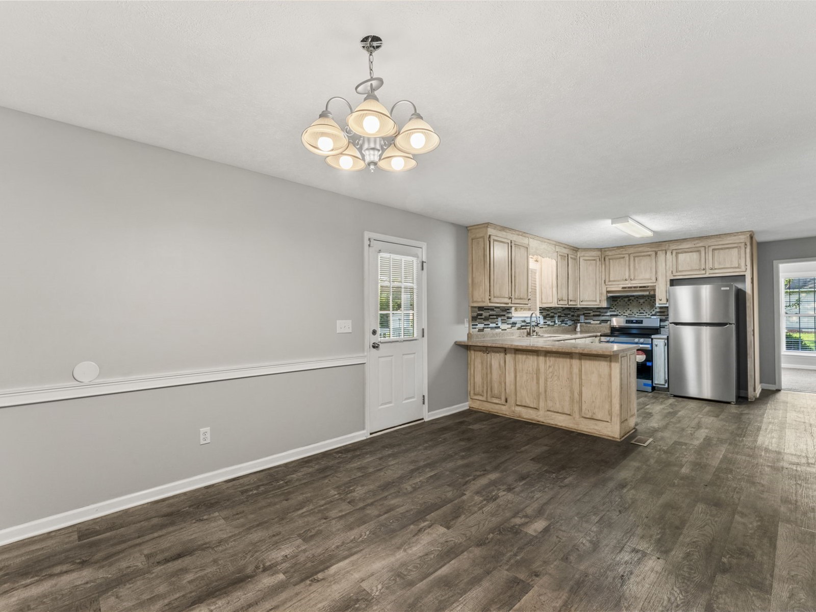 3 Oakley Dr