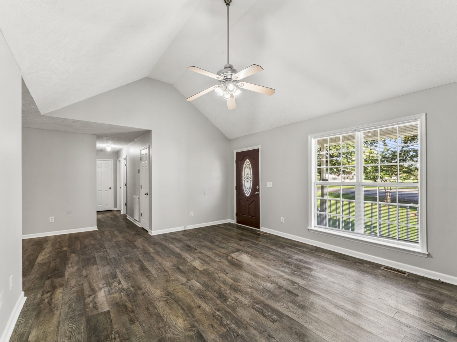 3 Oakley Dr