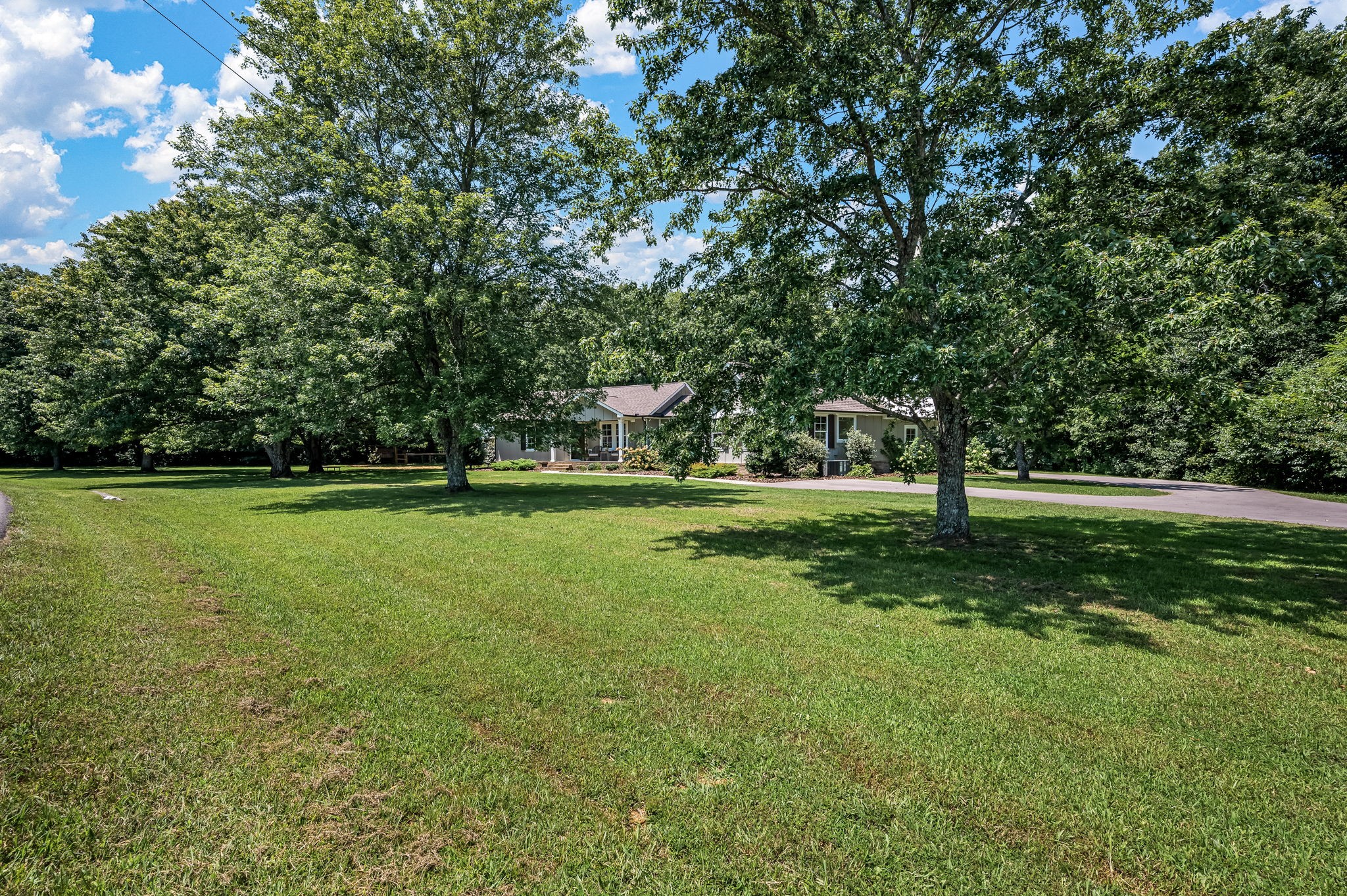 2180 Thompson Rd