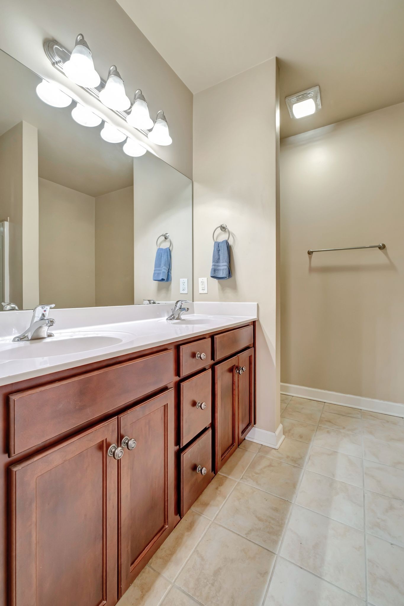 1313 Westvale Dr