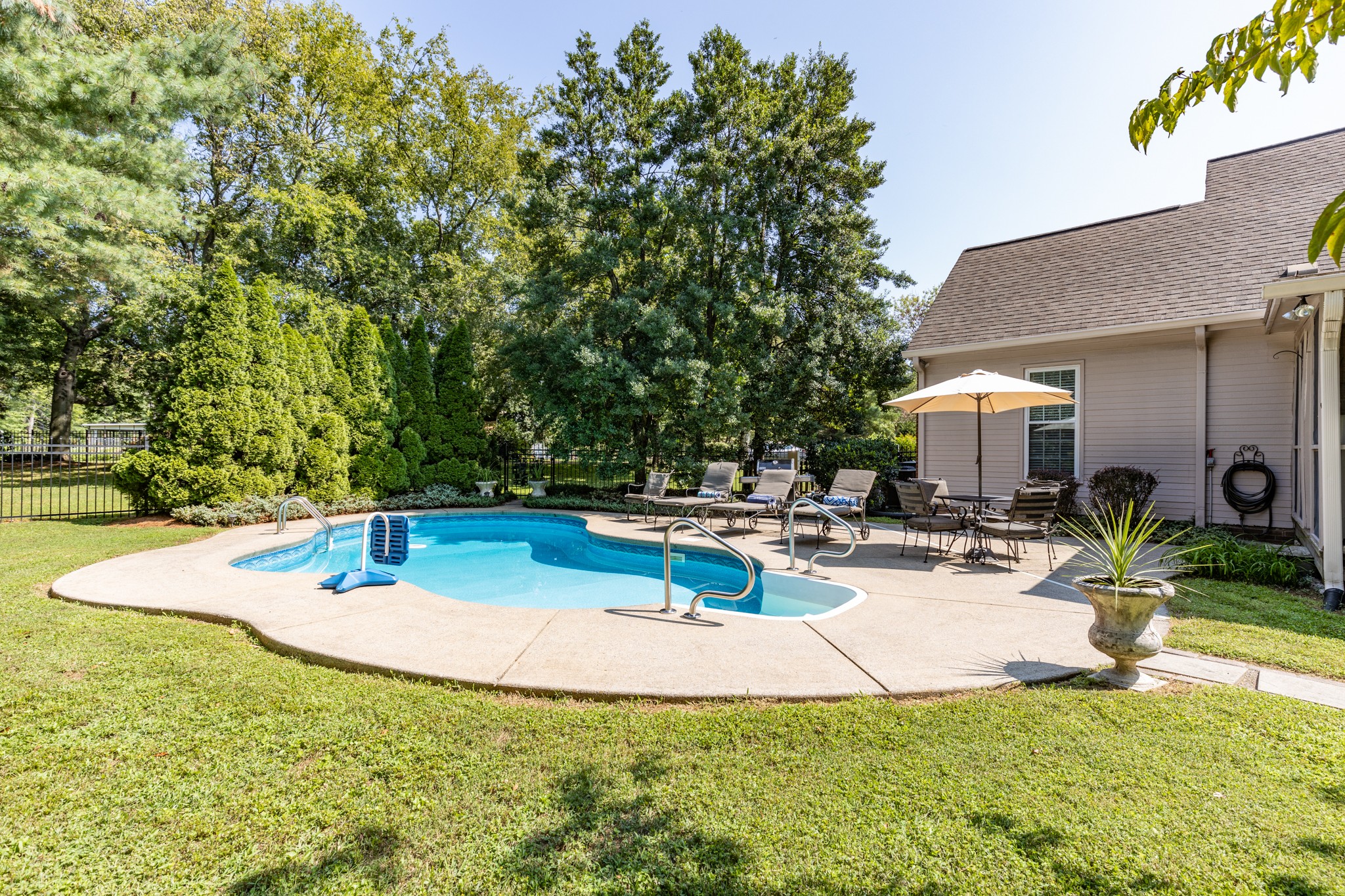 5521 Granberry Heights Dr