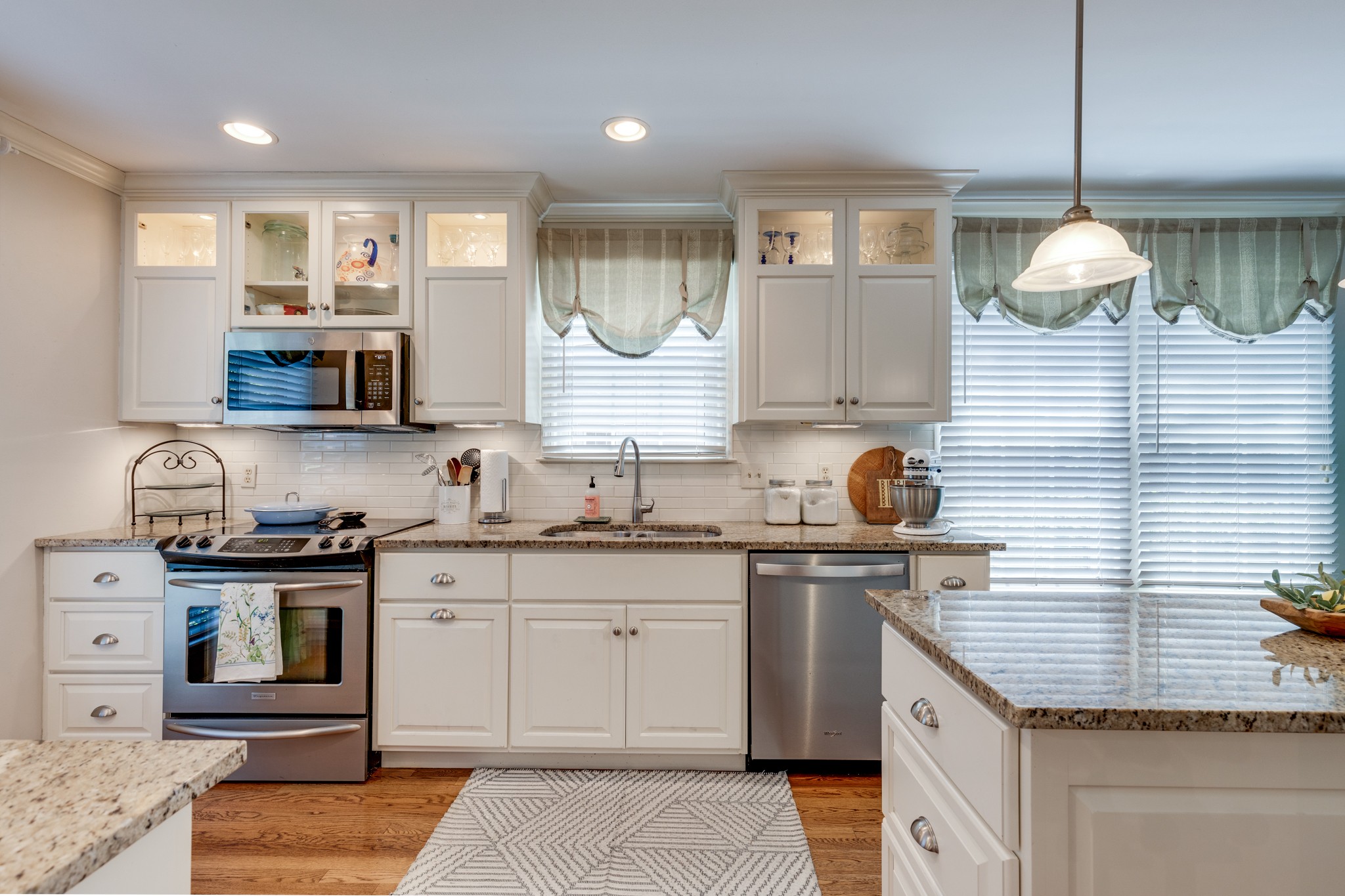 5521 Granberry Heights Dr