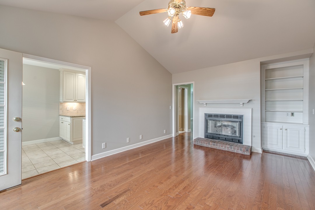 1512 Brentwood Pointe