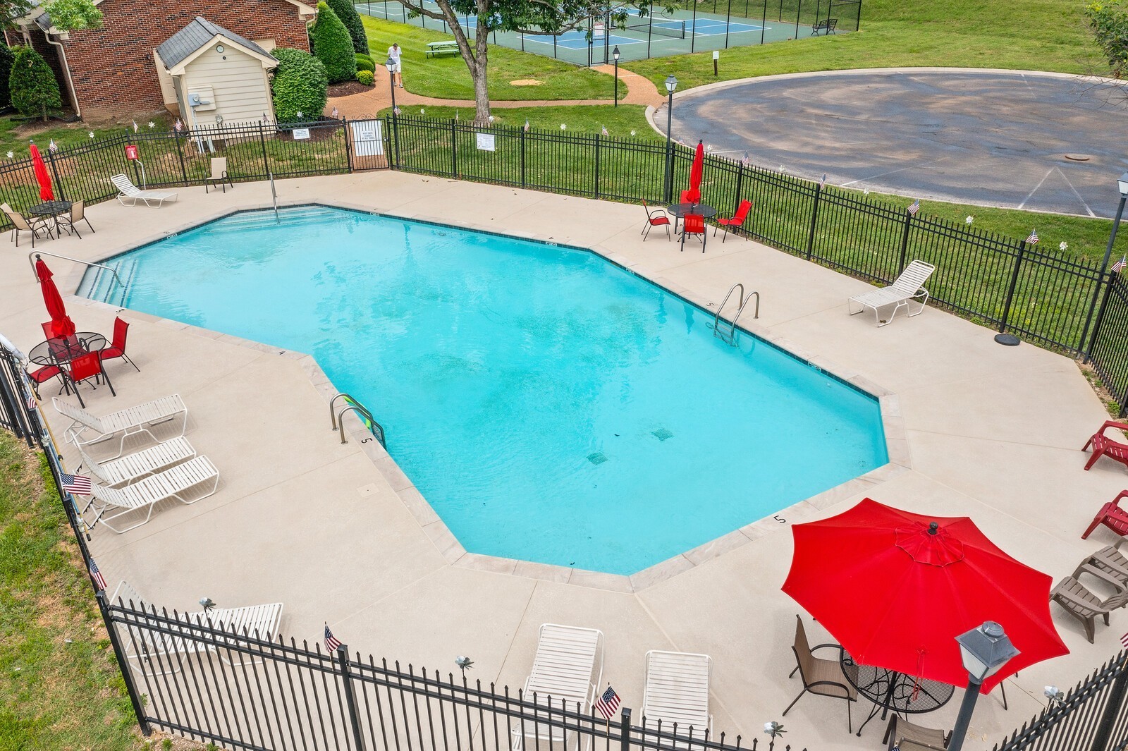 1512 Brentwood Pointe