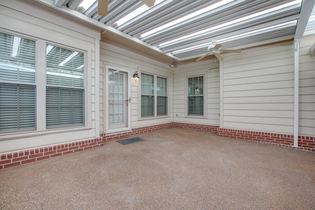 1512 Brentwood Pointe