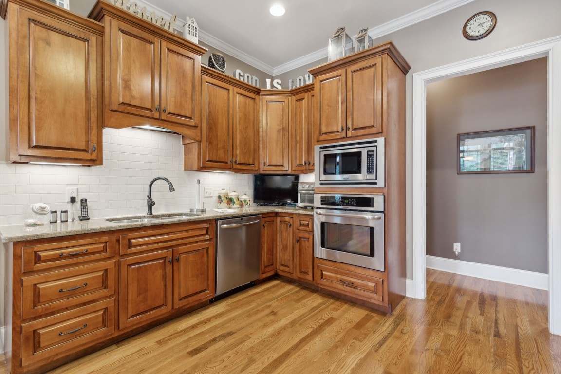 2731 Highland Park Drive