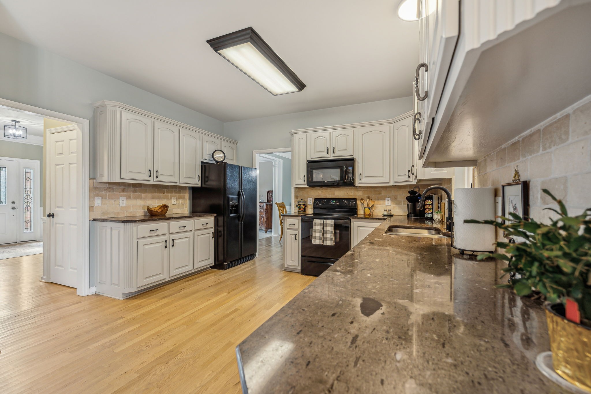 1807 Joben Dr