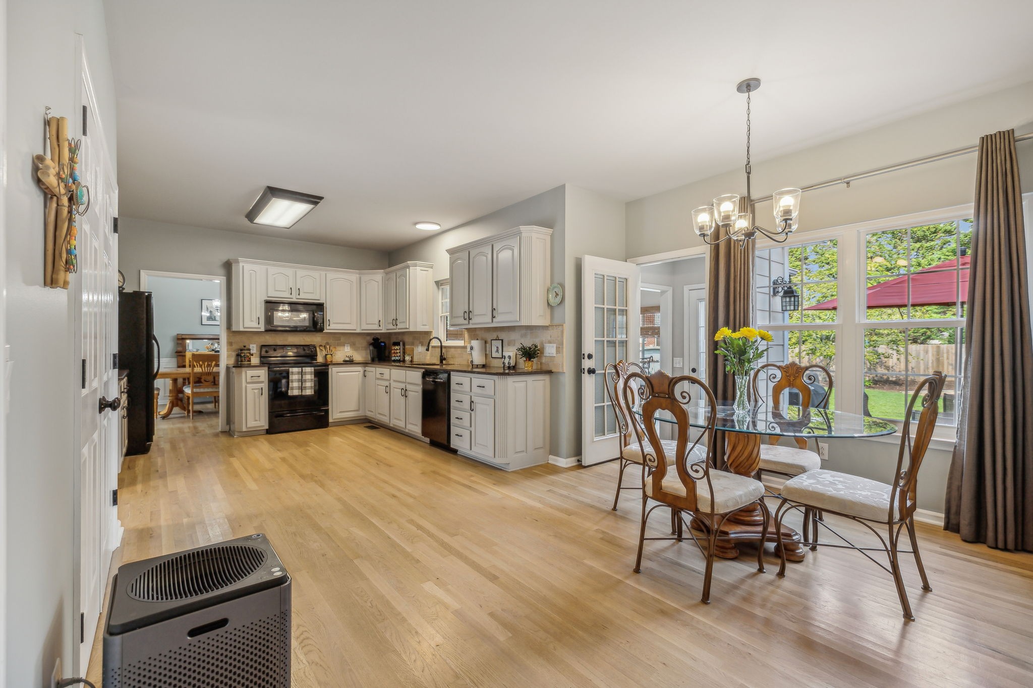 1807 Joben Dr
