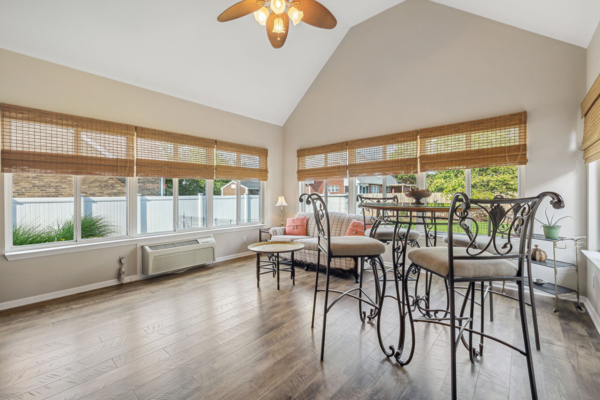1807 Joben Dr