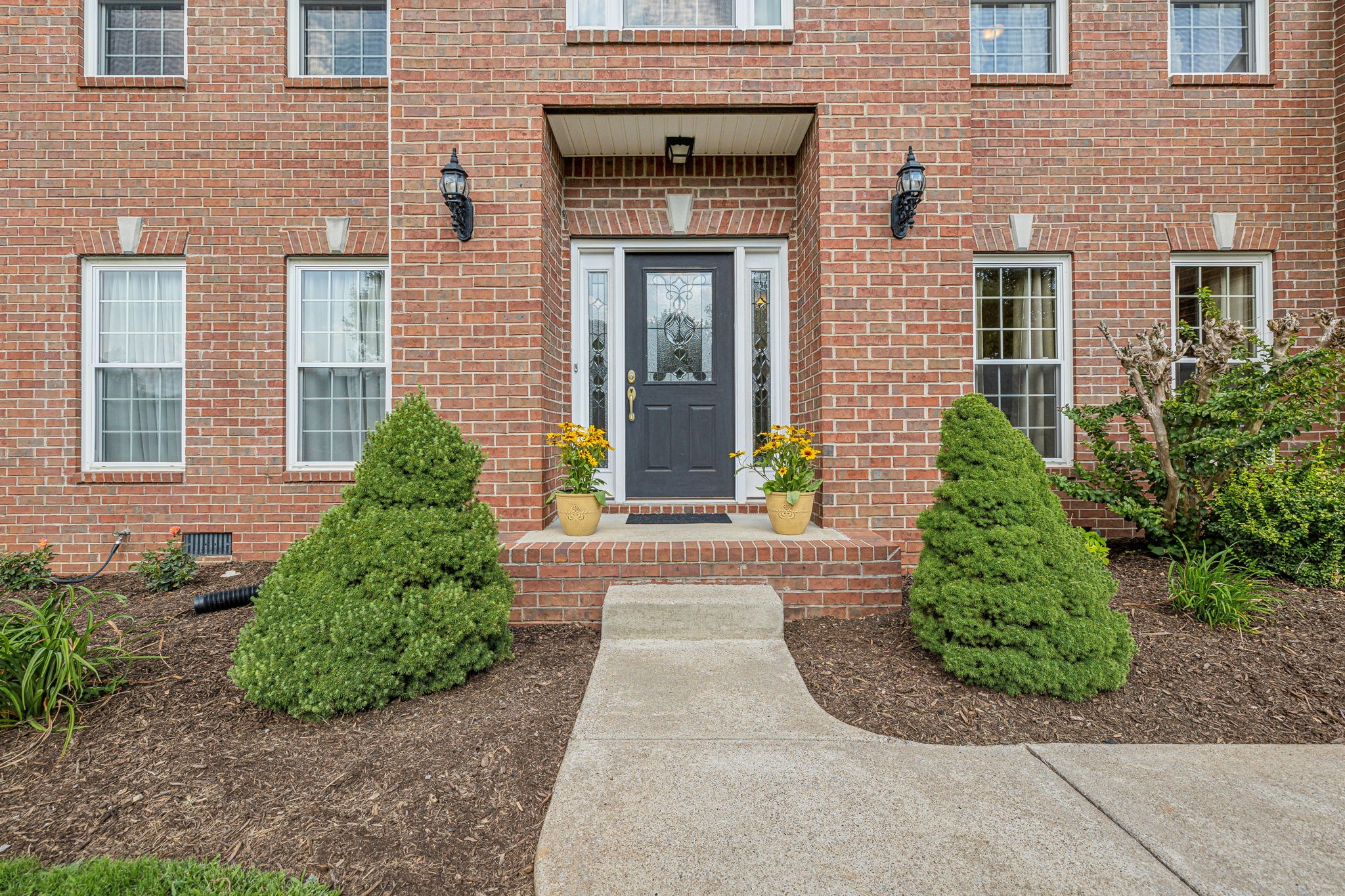 1807 Joben Dr