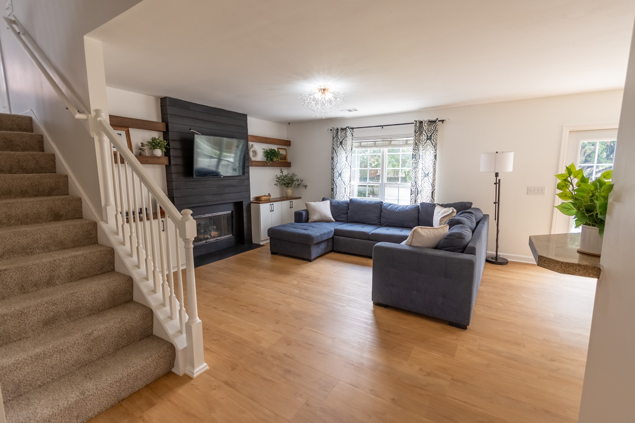 203 Camellia Ct