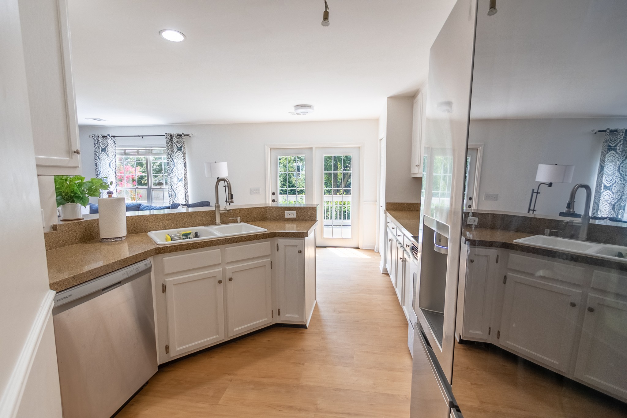 203 Camellia Ct