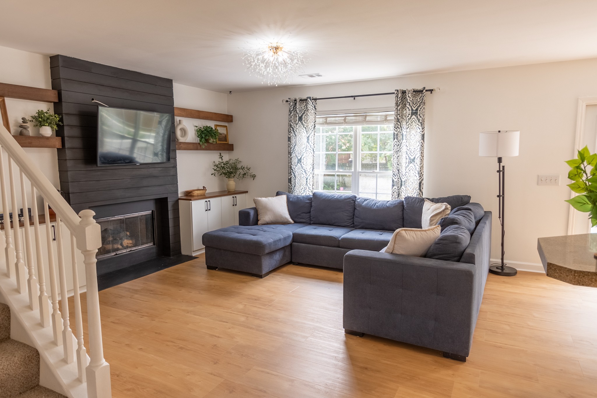 203 Camellia Ct