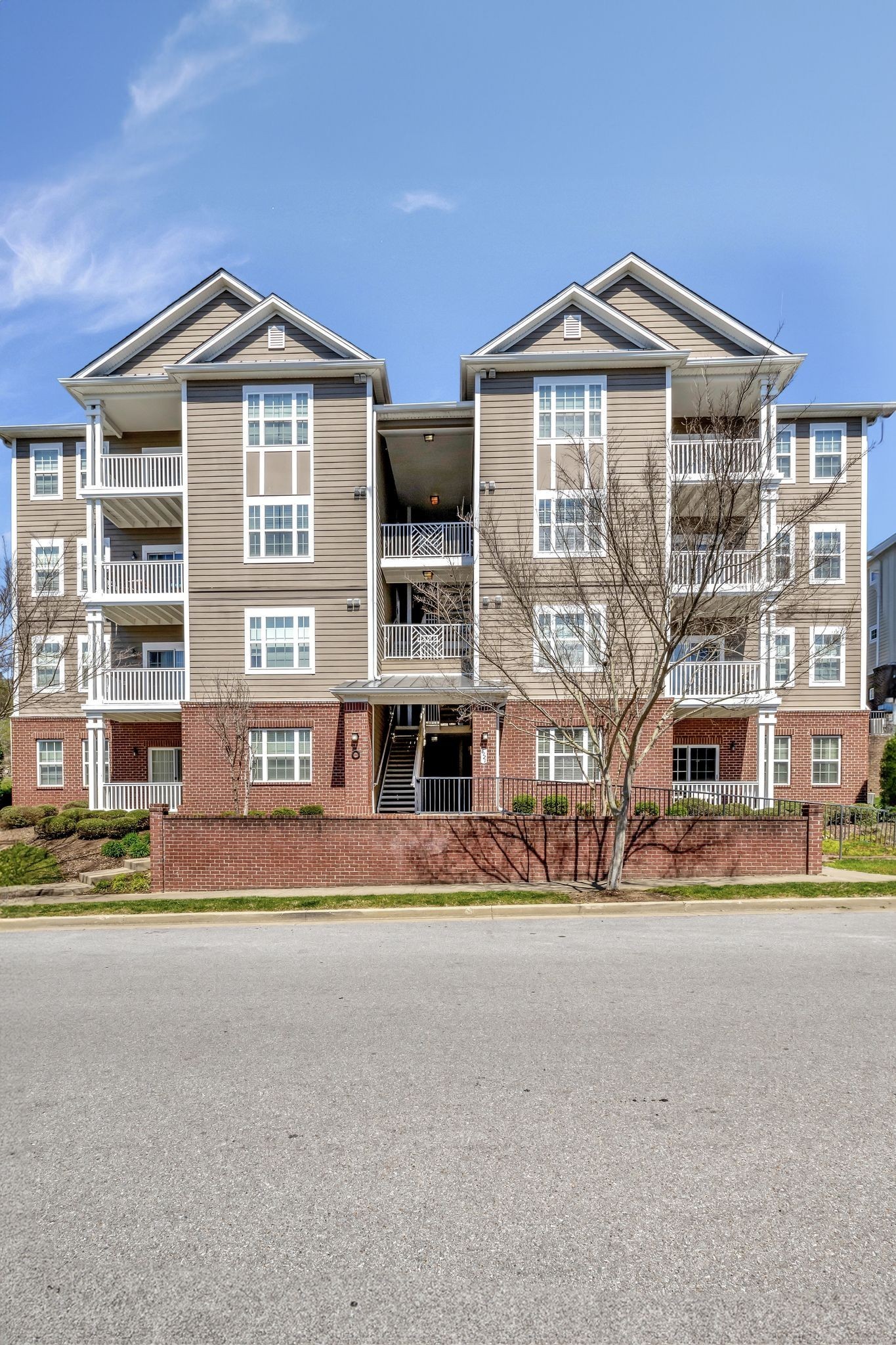 8121 Lenox Creekside Dr Unit: 2