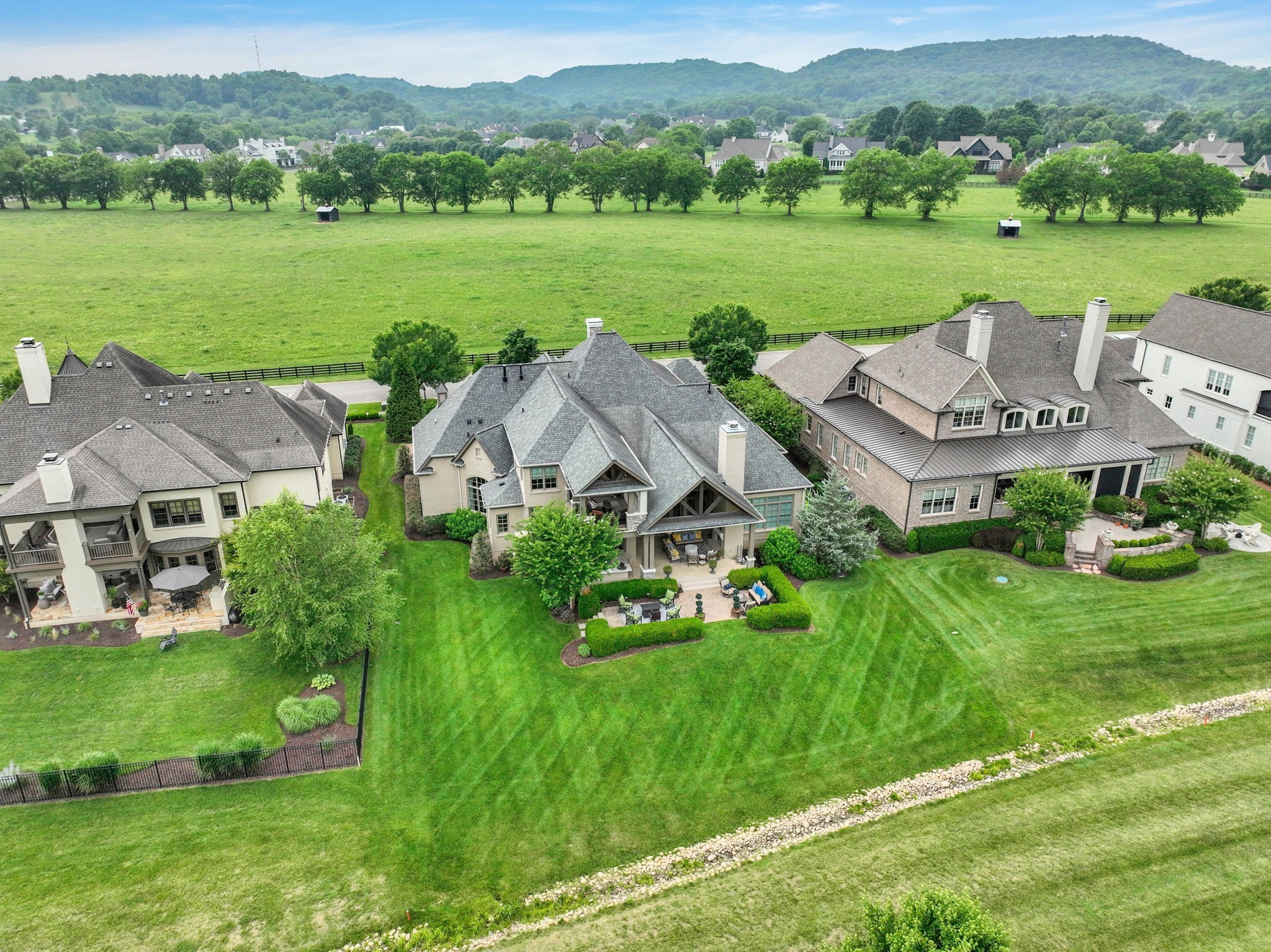 5089 Native Pony Trail
