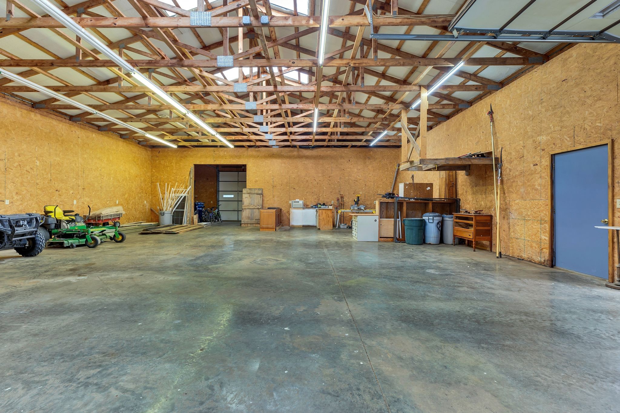 7031 Rhodes Lane