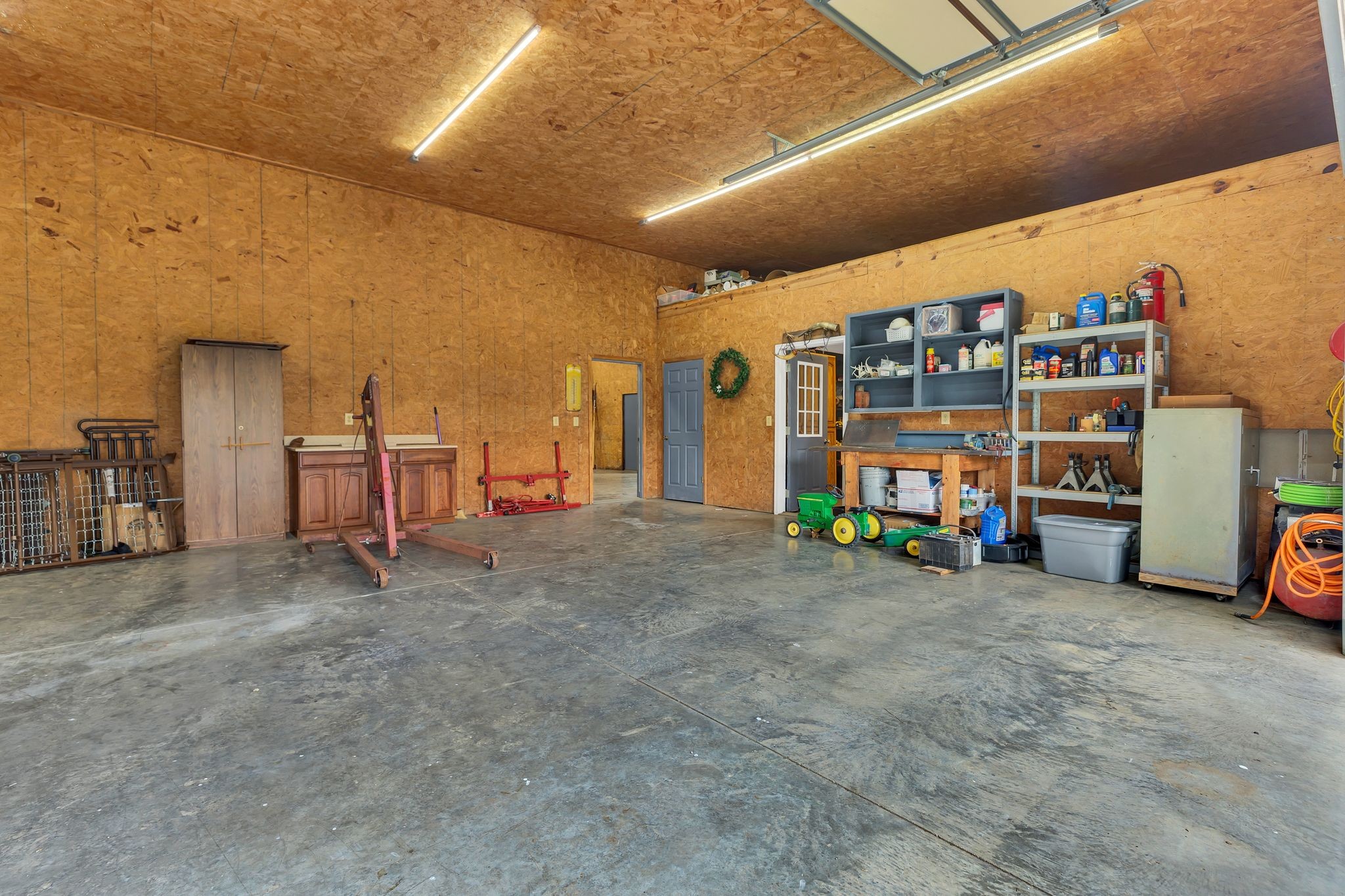 7031 Rhodes Lane