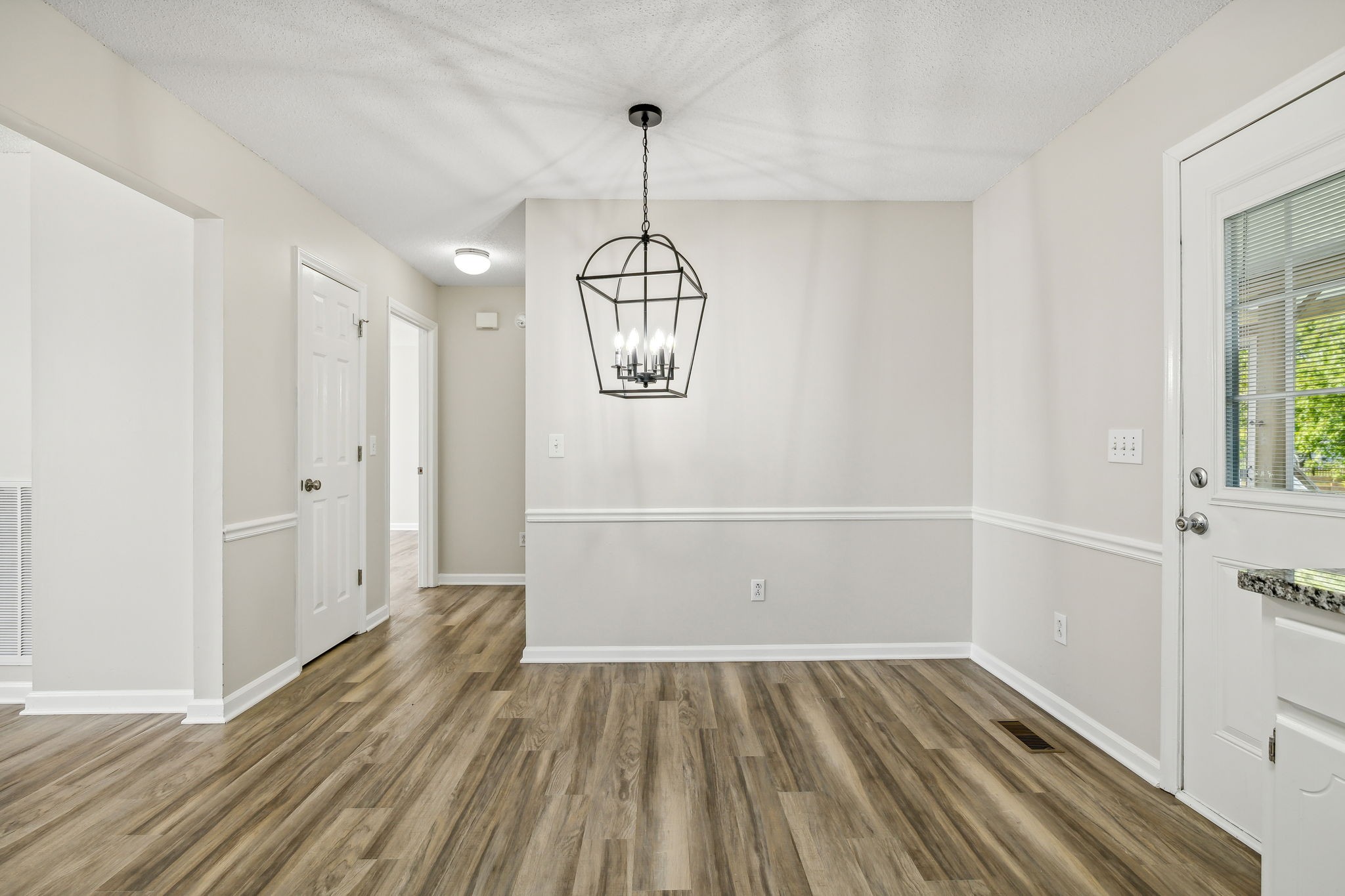 3015 Kedzie Drive