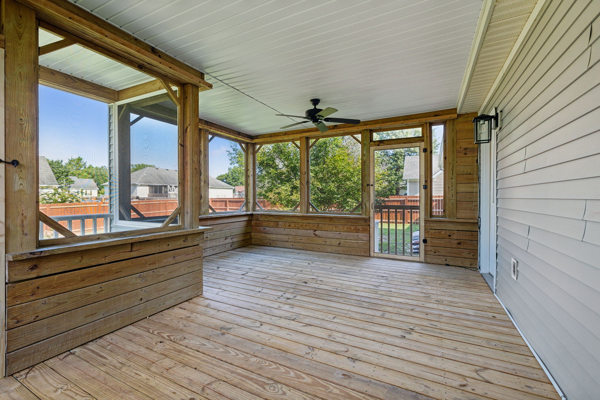 3015 Kedzie Drive