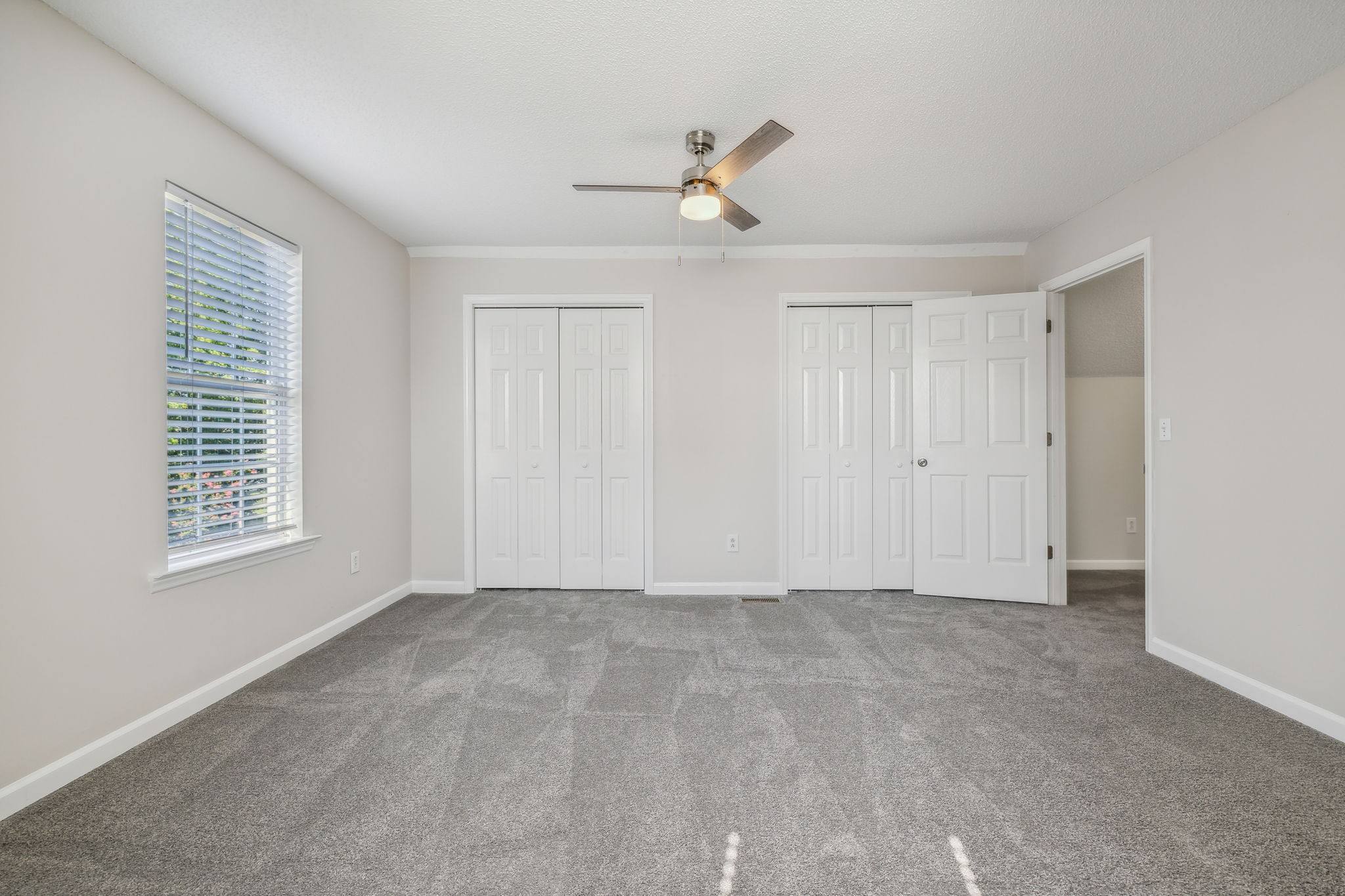 3015 Kedzie Drive