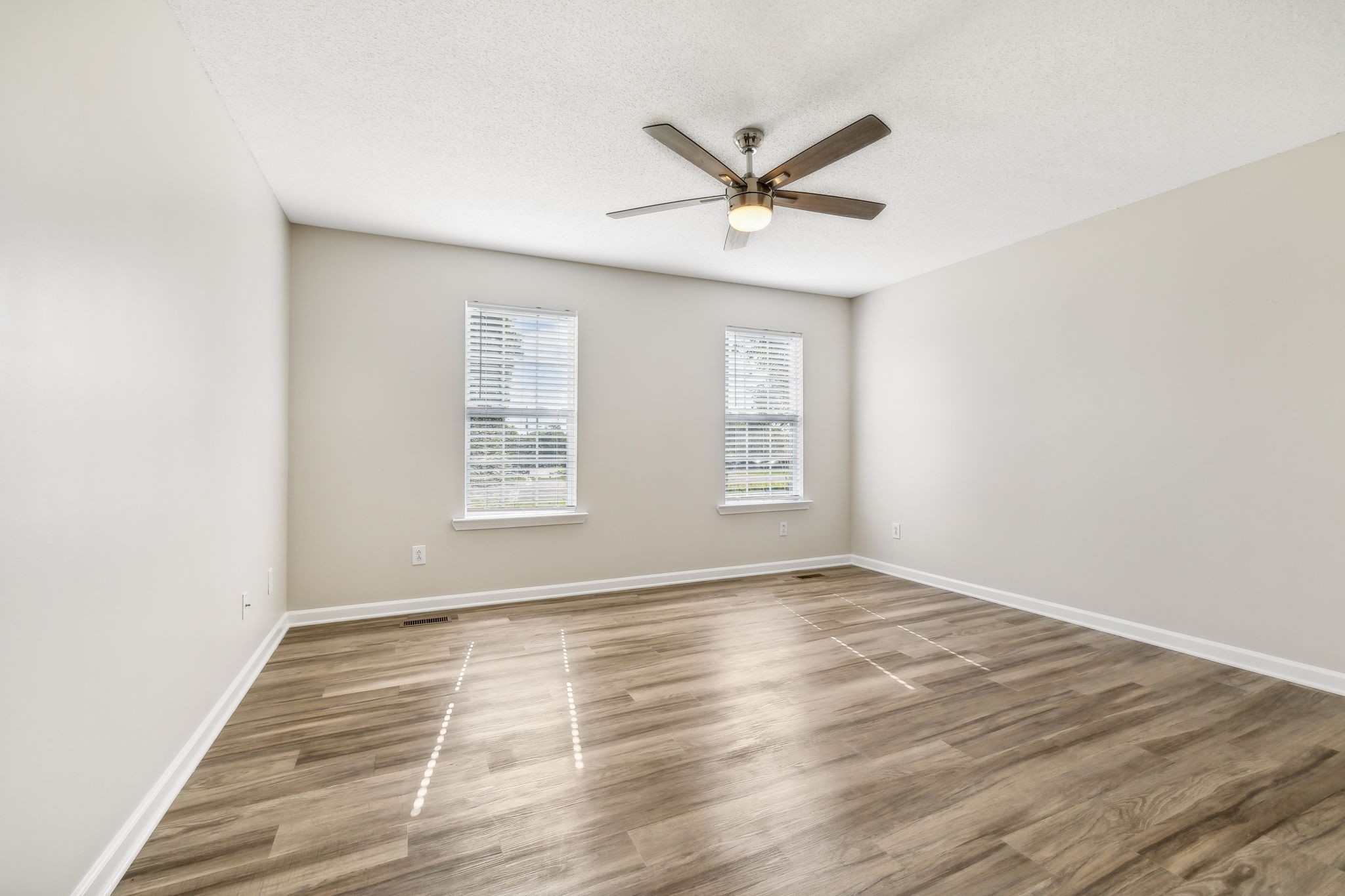 3015 Kedzie Drive