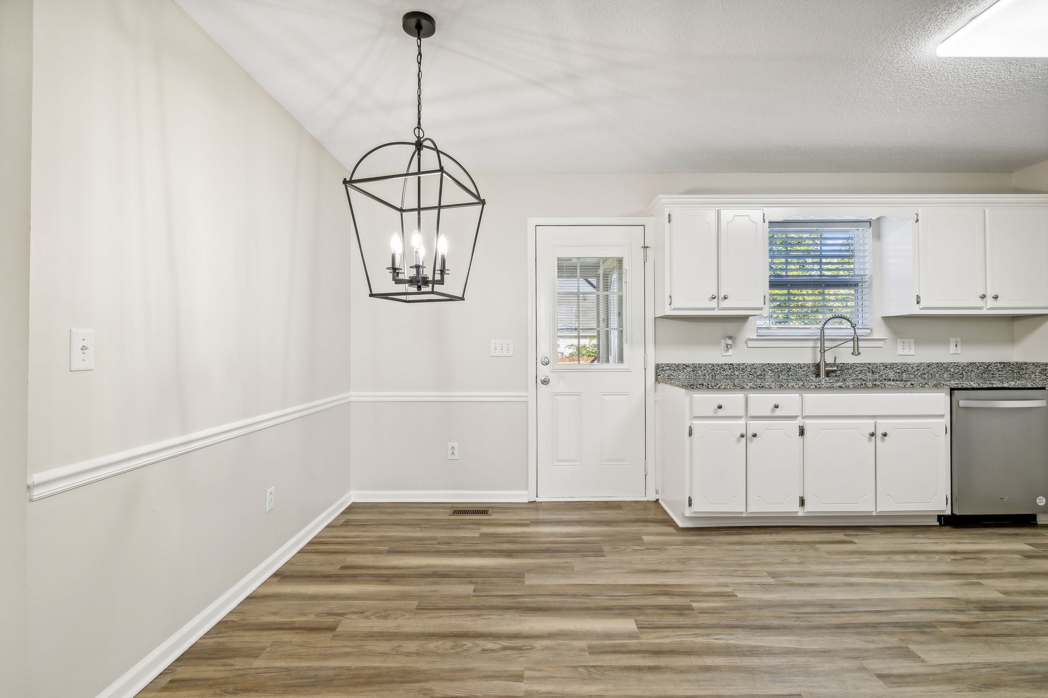 3015 Kedzie Drive