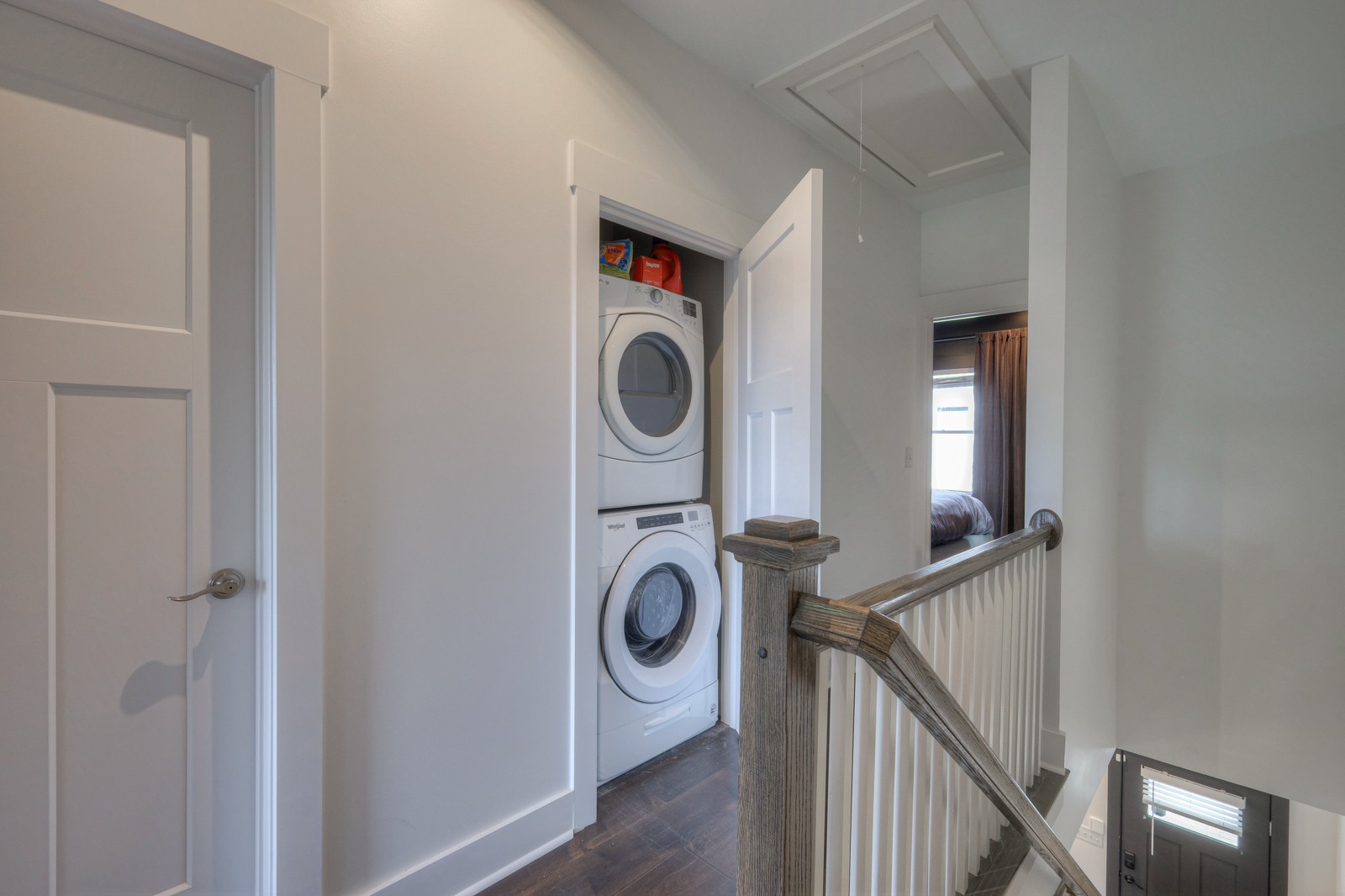 430 Merritt Ave Unit: 2