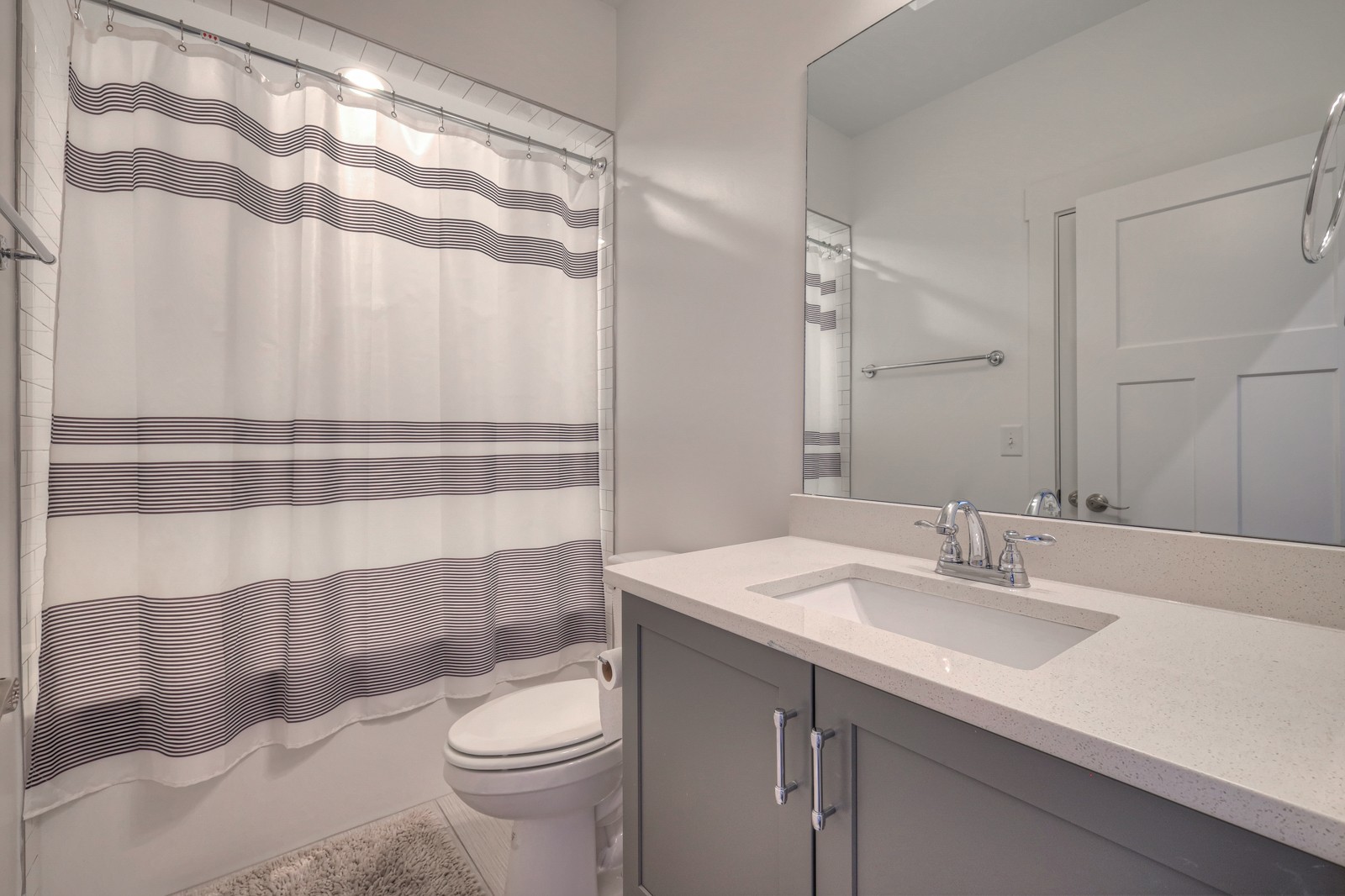 430 Merritt Ave Unit: 2