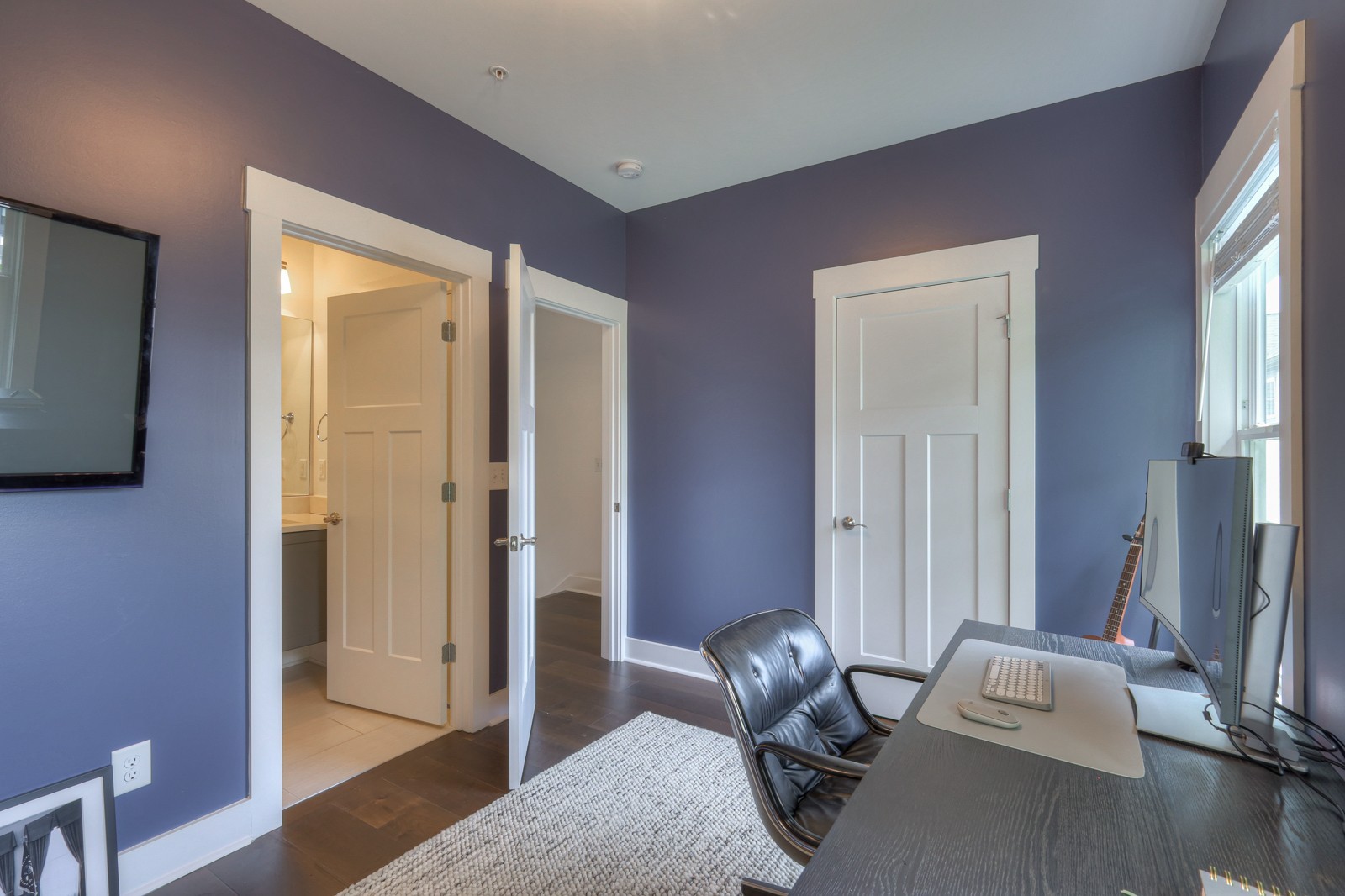 430 Merritt Ave Unit: 2