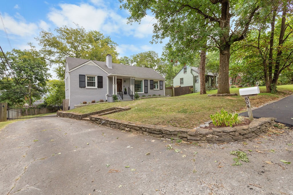804 Neartop Dr