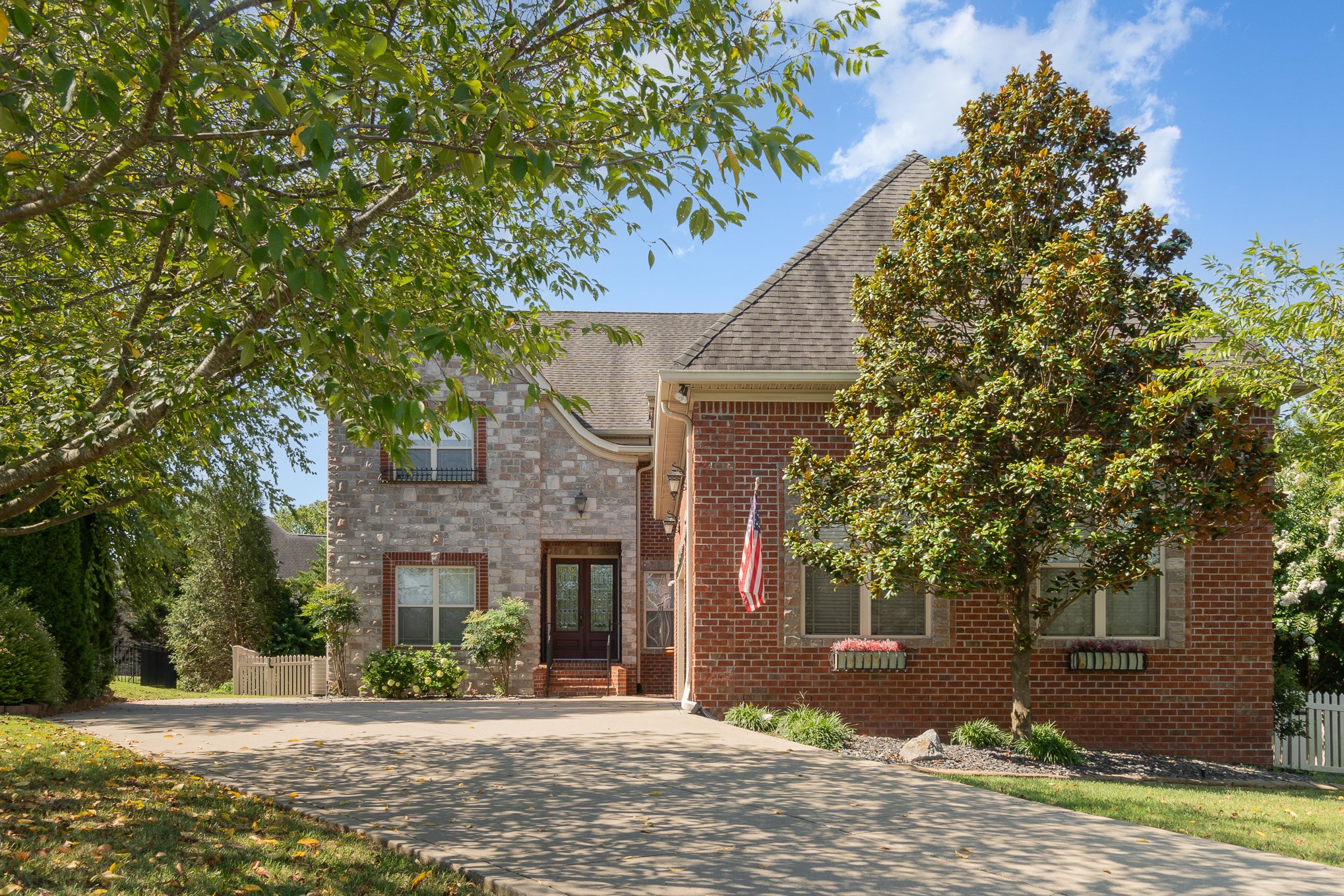 434 Creekview Dr
