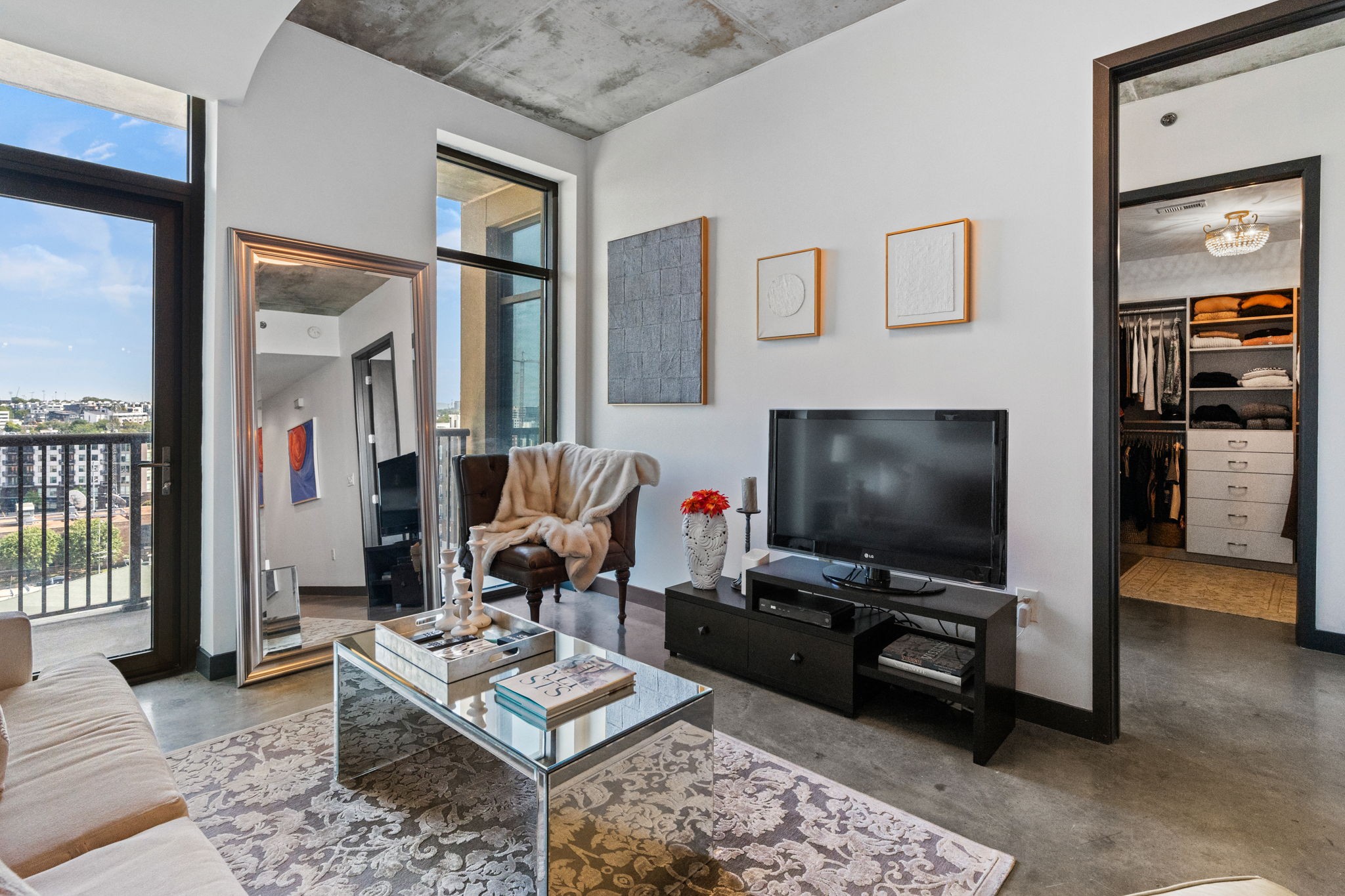 1510 Demonbreun St Unit: 1001