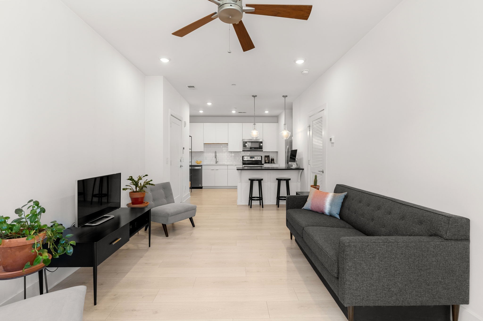 1609 Marshall Hollow Dr Unit: 203