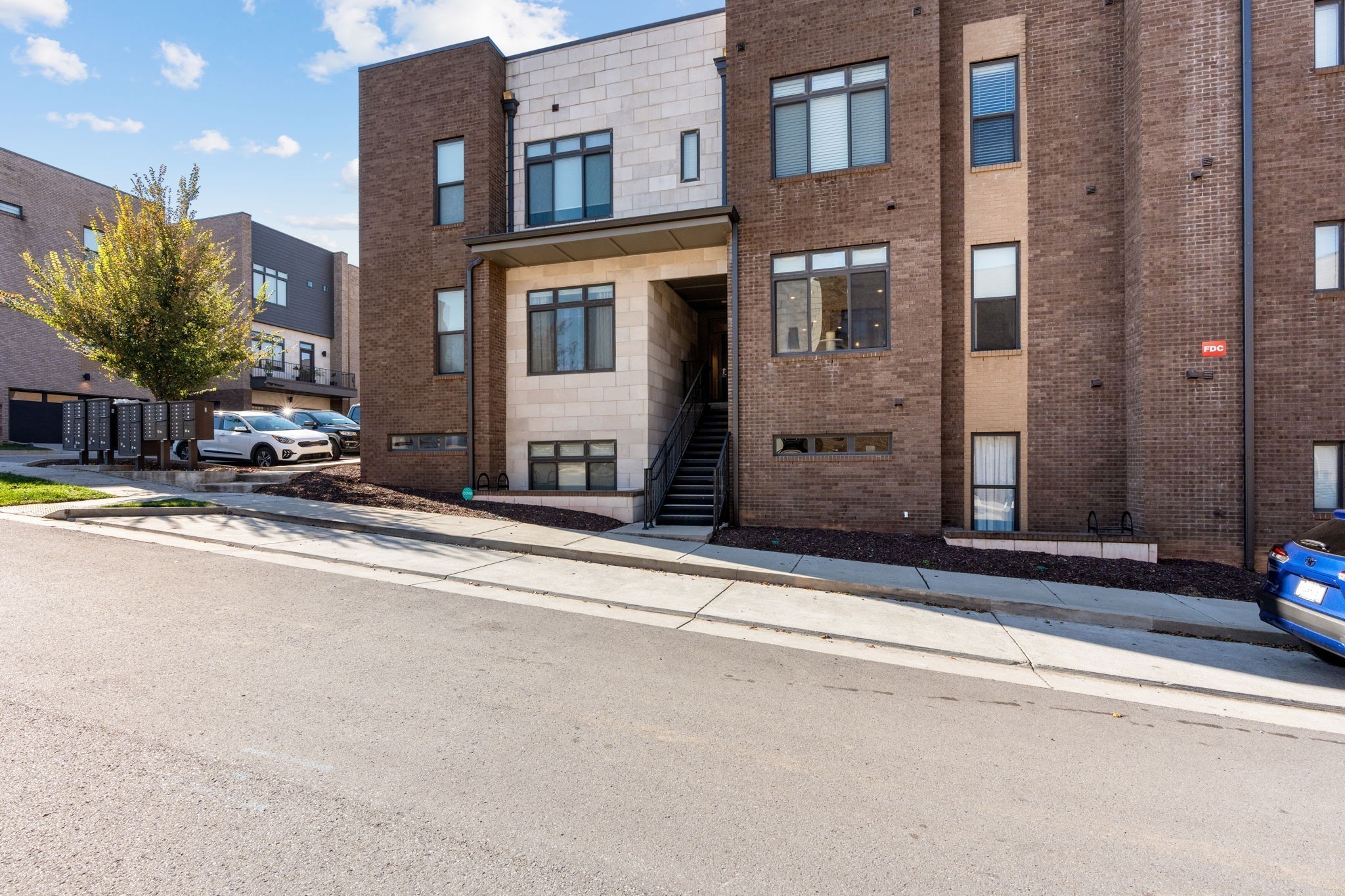 1609 Marshall Hollow Dr Unit: 203