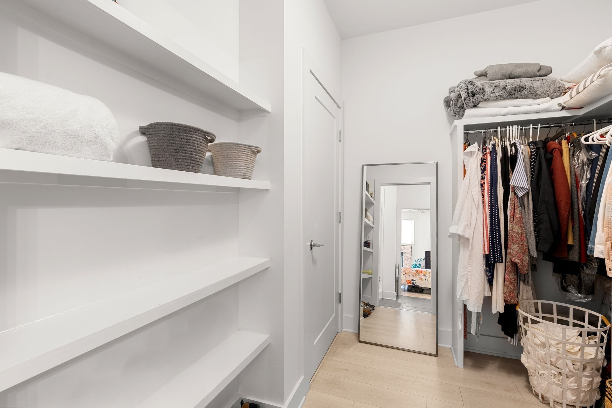 1609 Marshall Hollow Dr Unit: 203