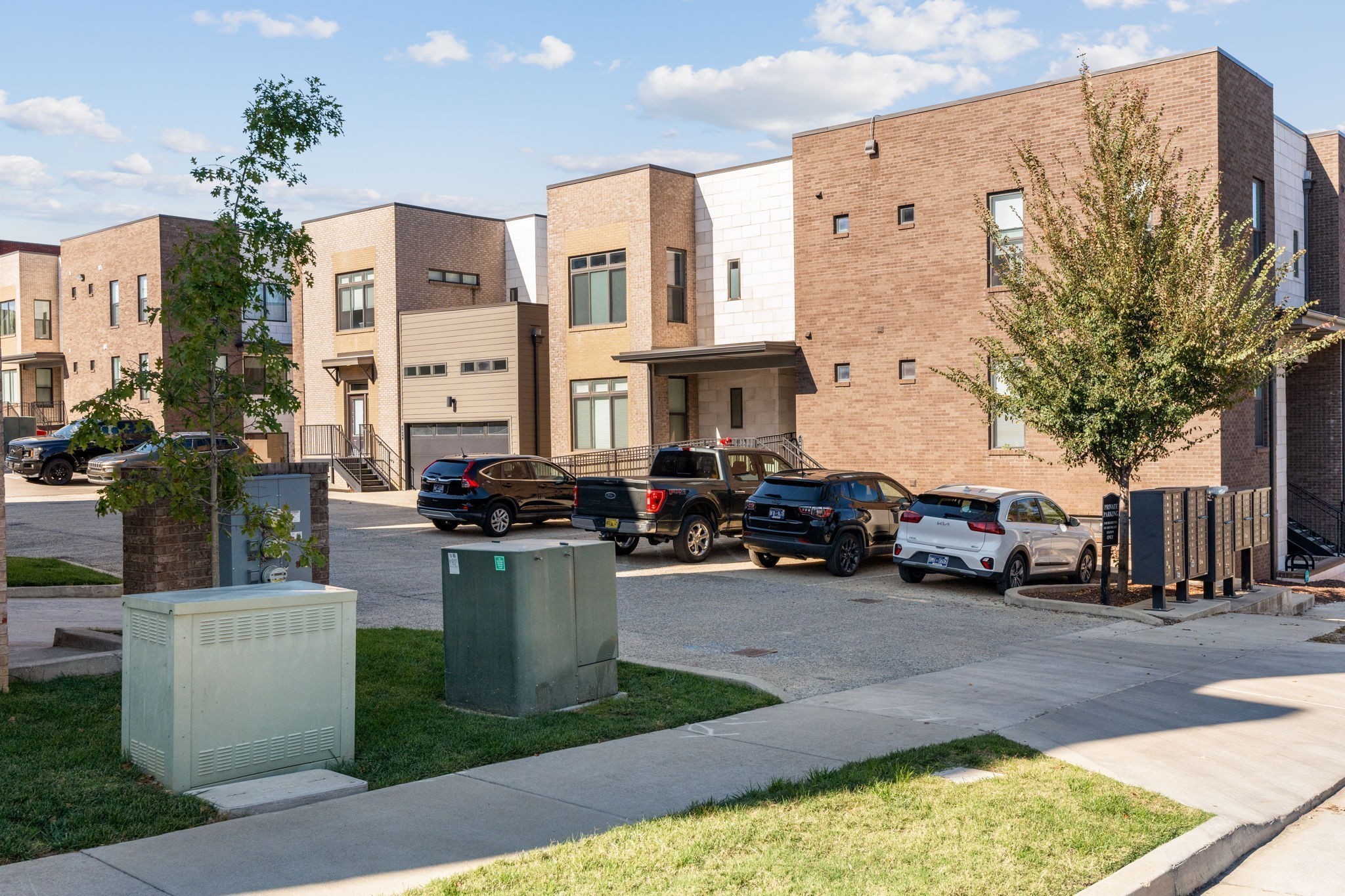 1609 Marshall Hollow Dr Unit: 203