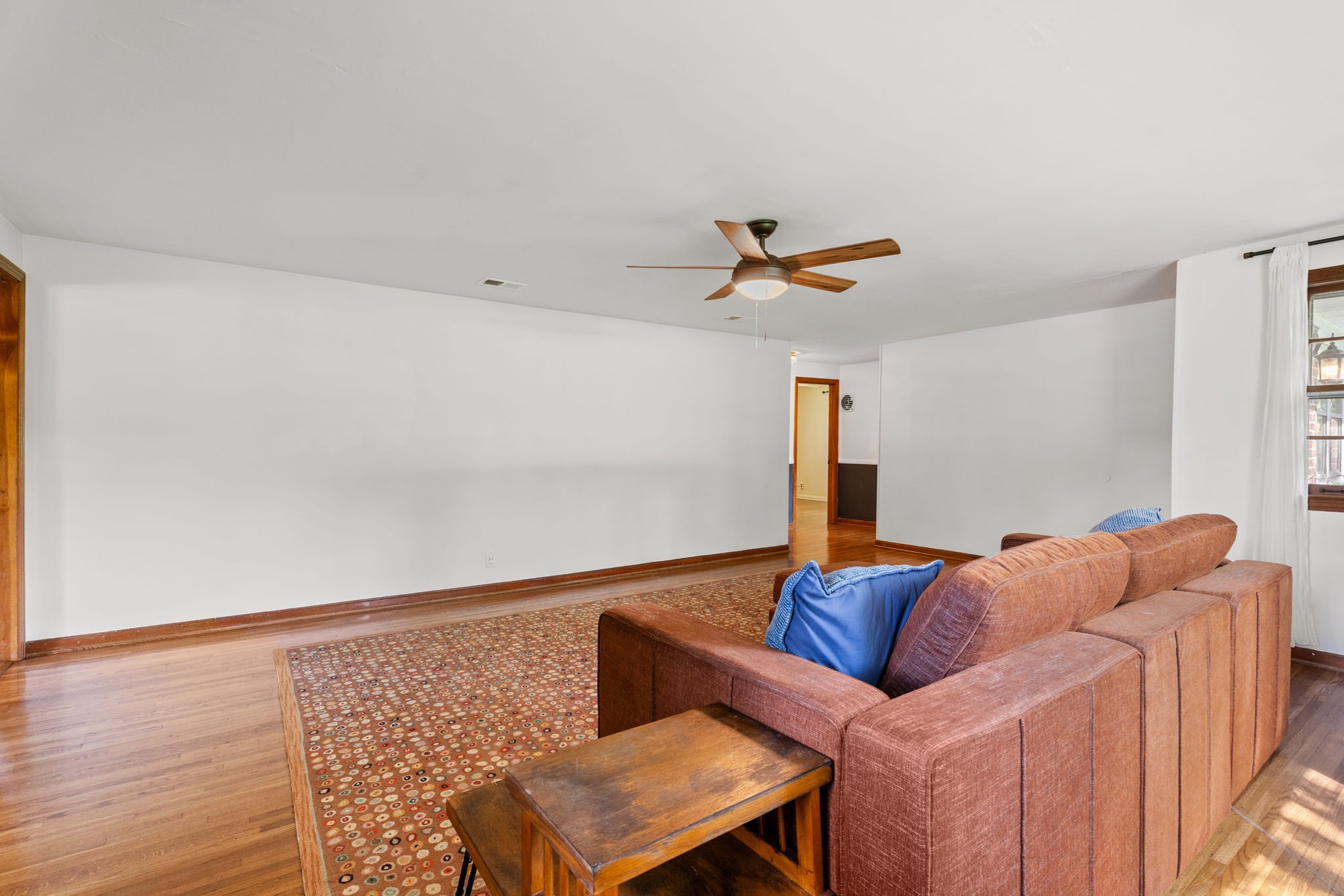 400 Farris Ave