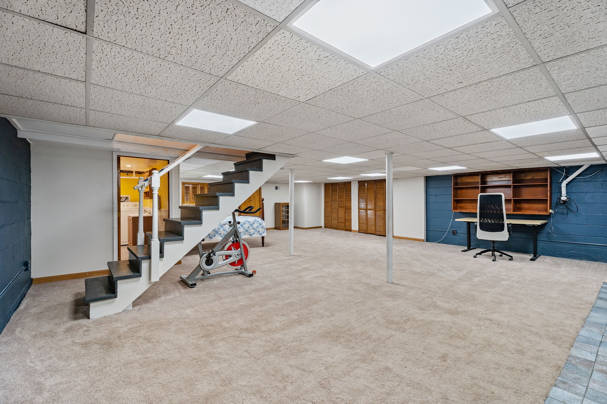 400 Farris Ave