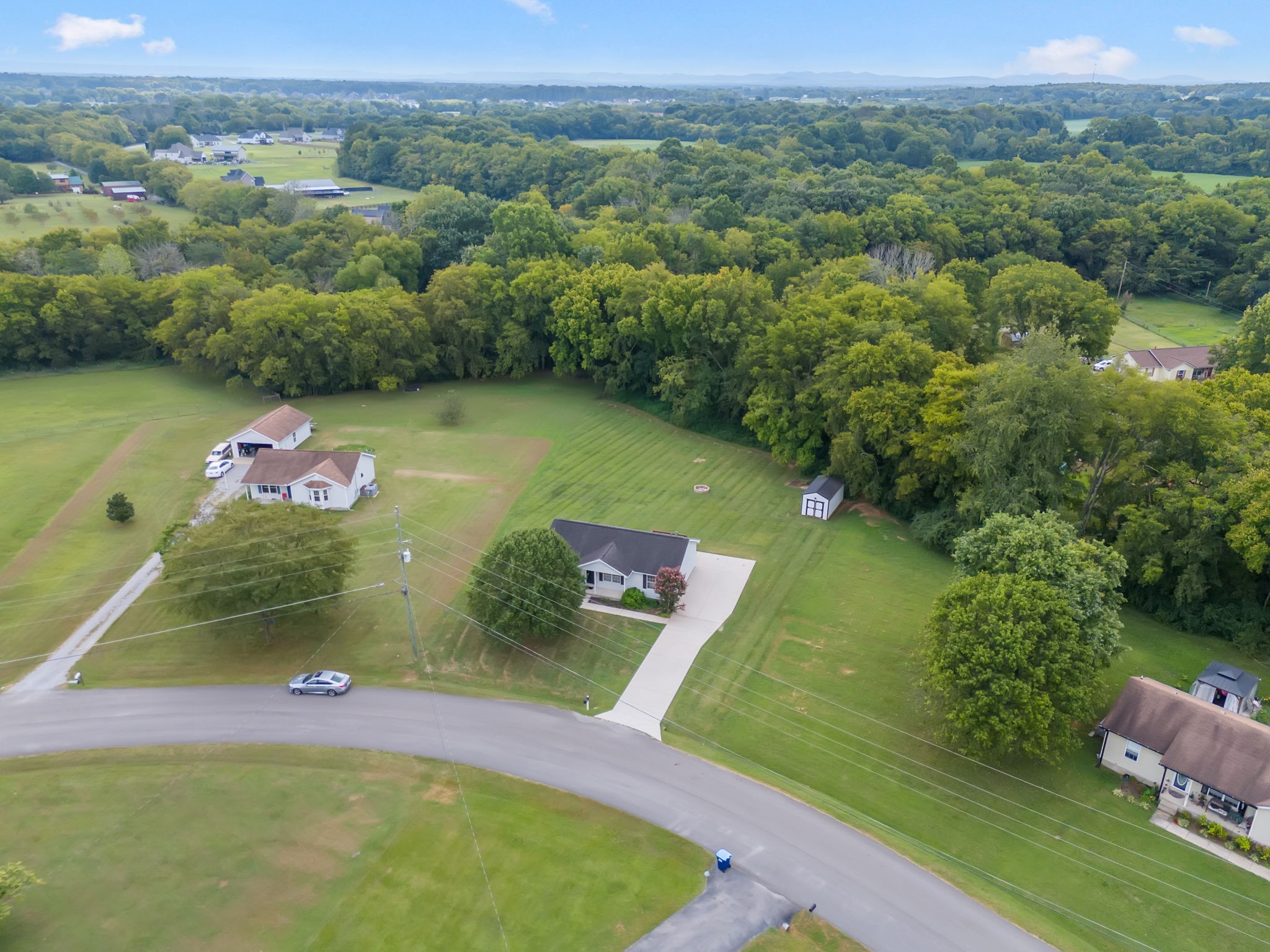2479 Canterbury Chase